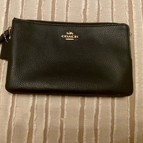 ***SOLD***Coach Nolita 15 signature canvas with cat and wirstlet - Picture 3 of 6